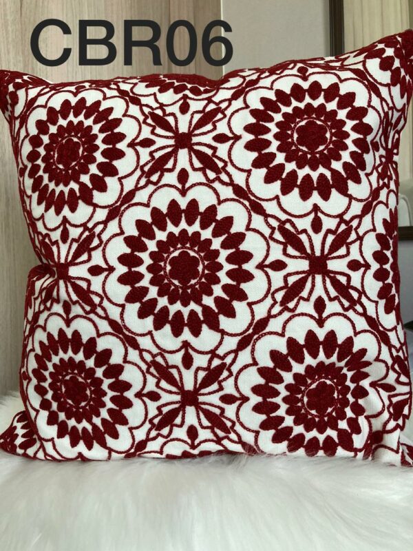 Fundas de cojines bordados rojos - Imagen 7