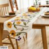 Caminos de mesa con detalles bordados - Imagen 12