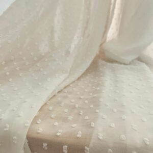 Visillo beige con borlas